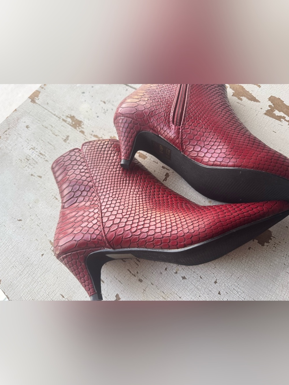 Le Château Red Snakeskin Ankle Boots – Size 6.5